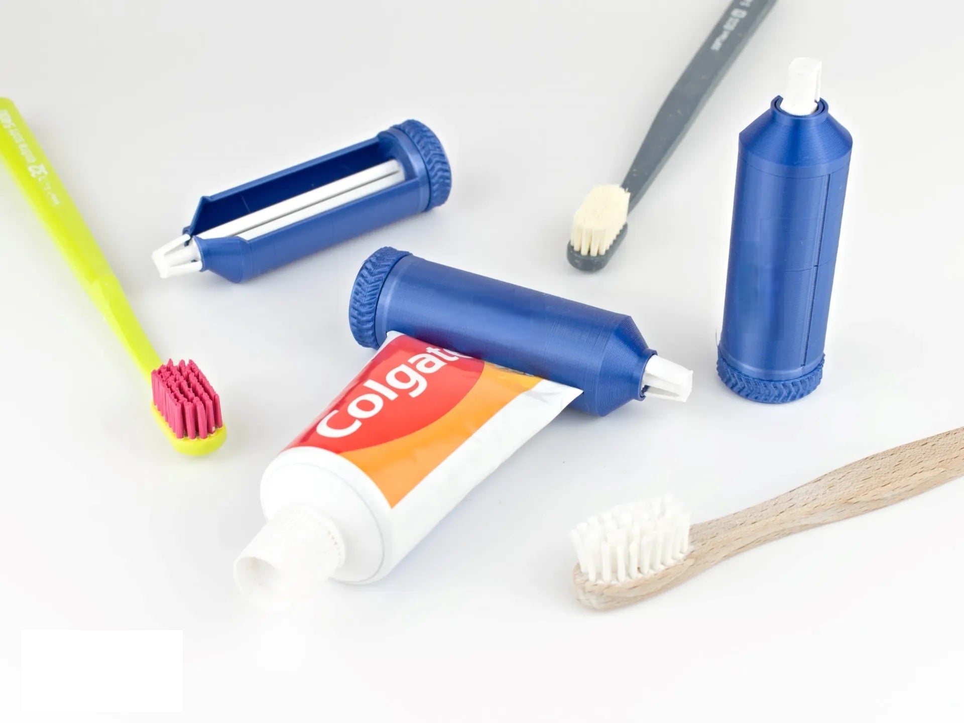 Ratcheting Toothpaste Squeezer